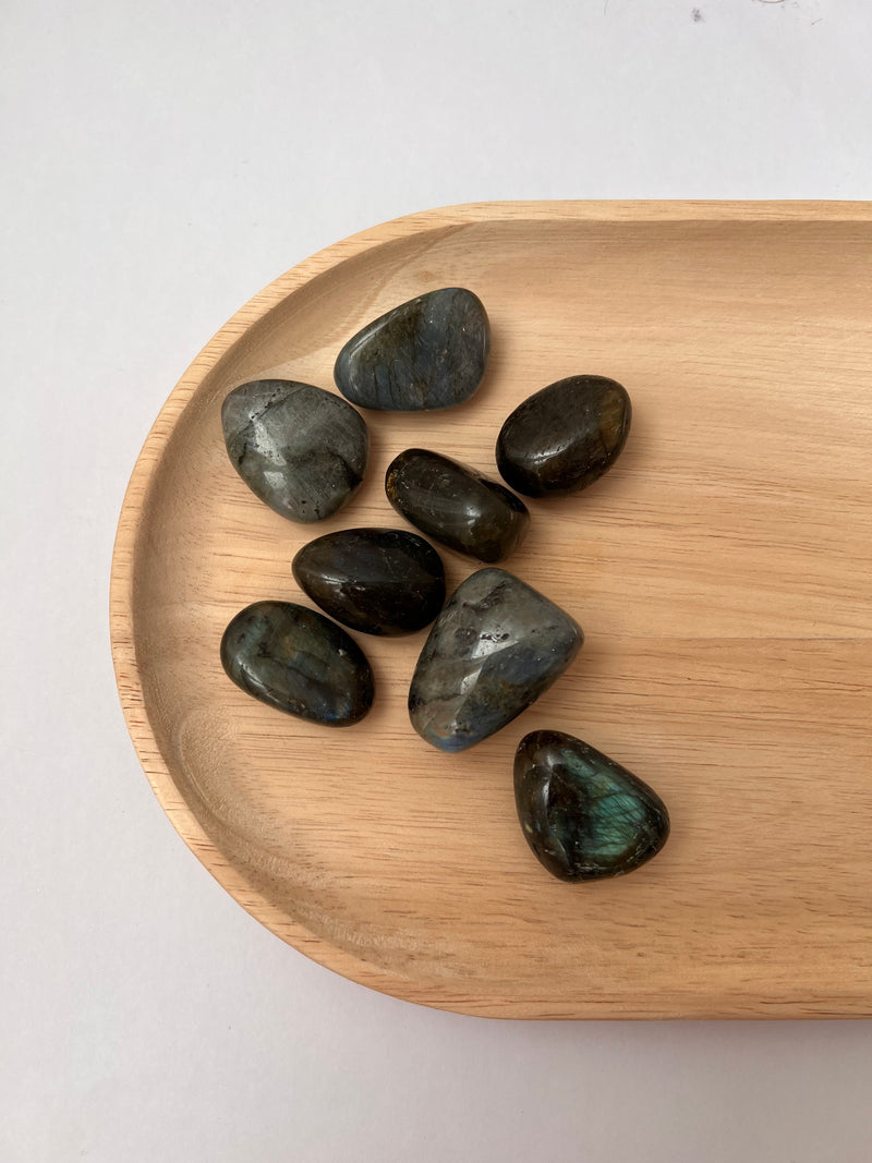 Labradorite Tumble Stone - Magic/Transformational/Protect